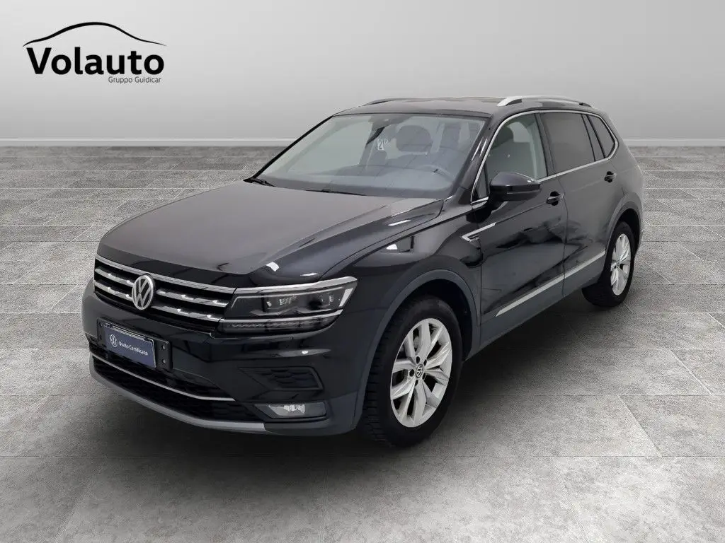 Photo 1 : Volkswagen Tiguan 2018 Diesel