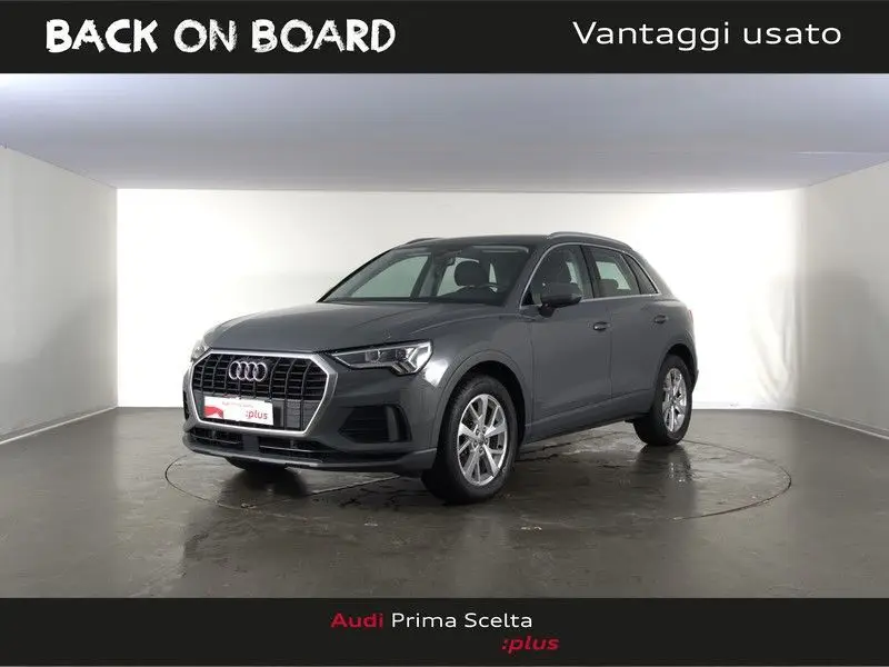 Photo 1 : Audi Q3 2019 Petrol