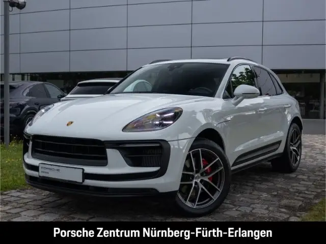 Photo 1 : Porsche Macan 2023 Essence