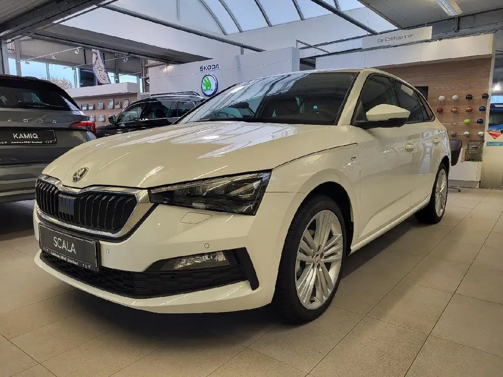 Photo 1 : Skoda Scala 2023 Petrol