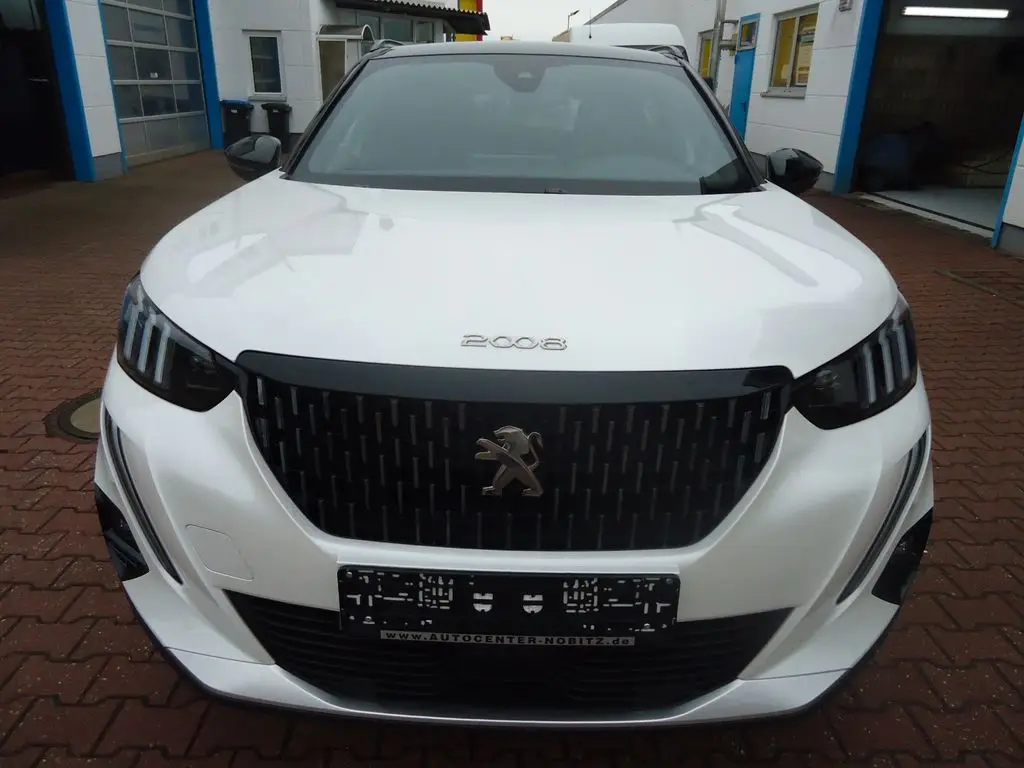 Photo 1 : Peugeot 2008 2022 Petrol