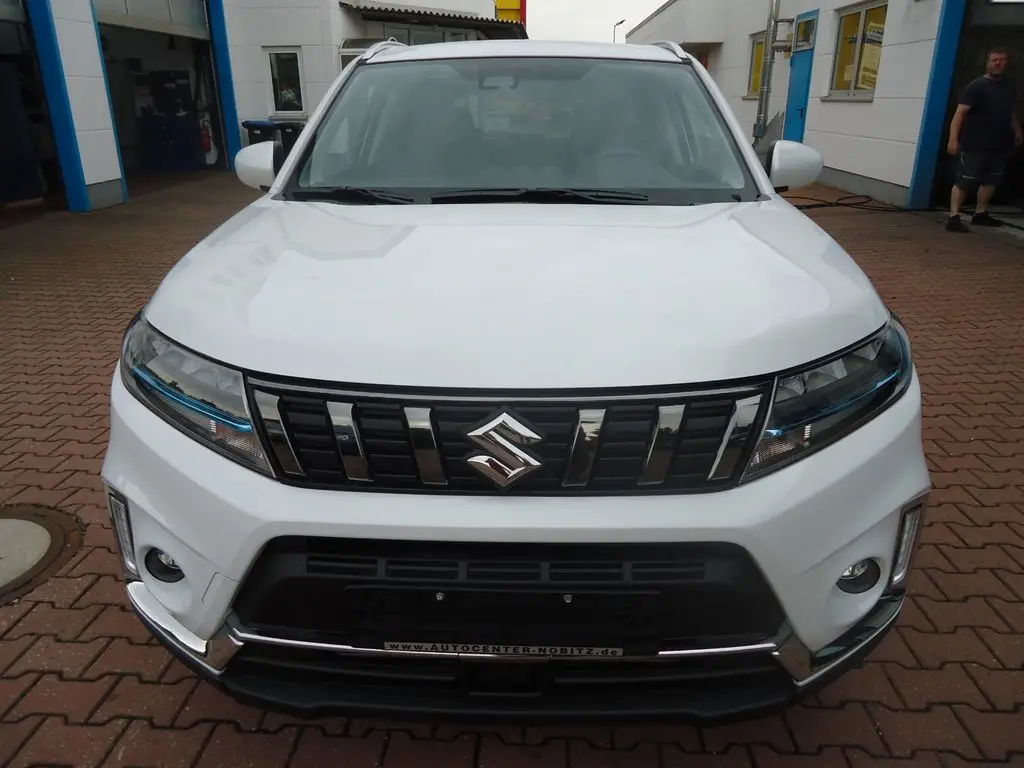 Photo 1 : Suzuki Vitara 2022 Petrol