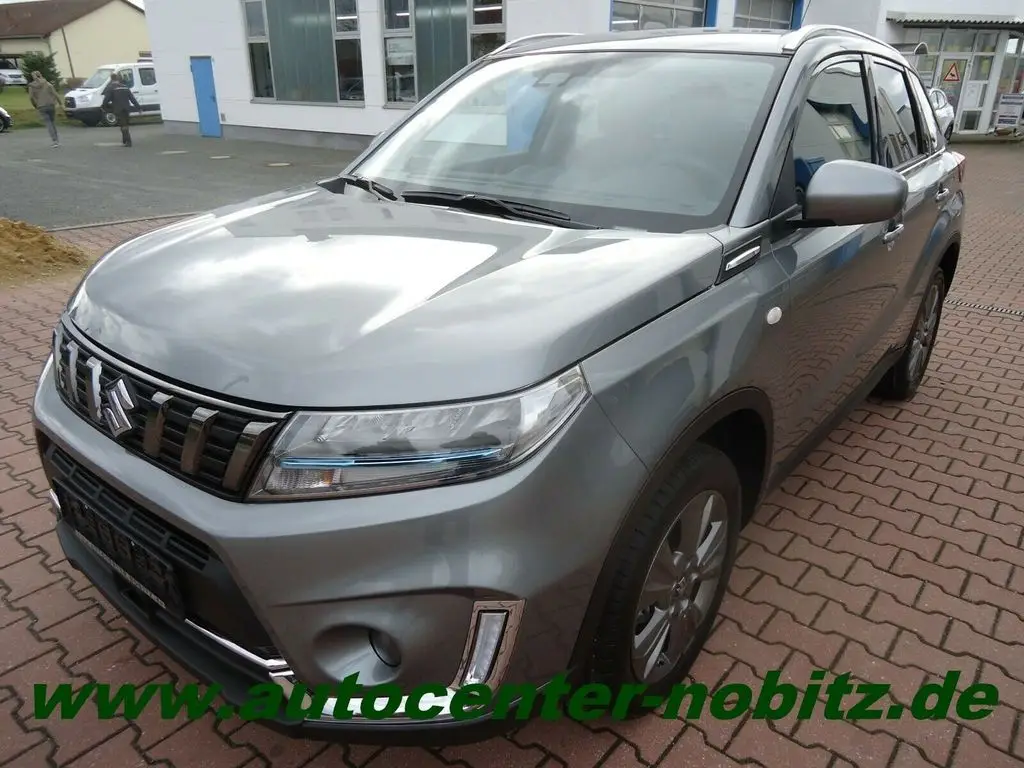 Photo 1 : Suzuki Vitara 2021 Petrol