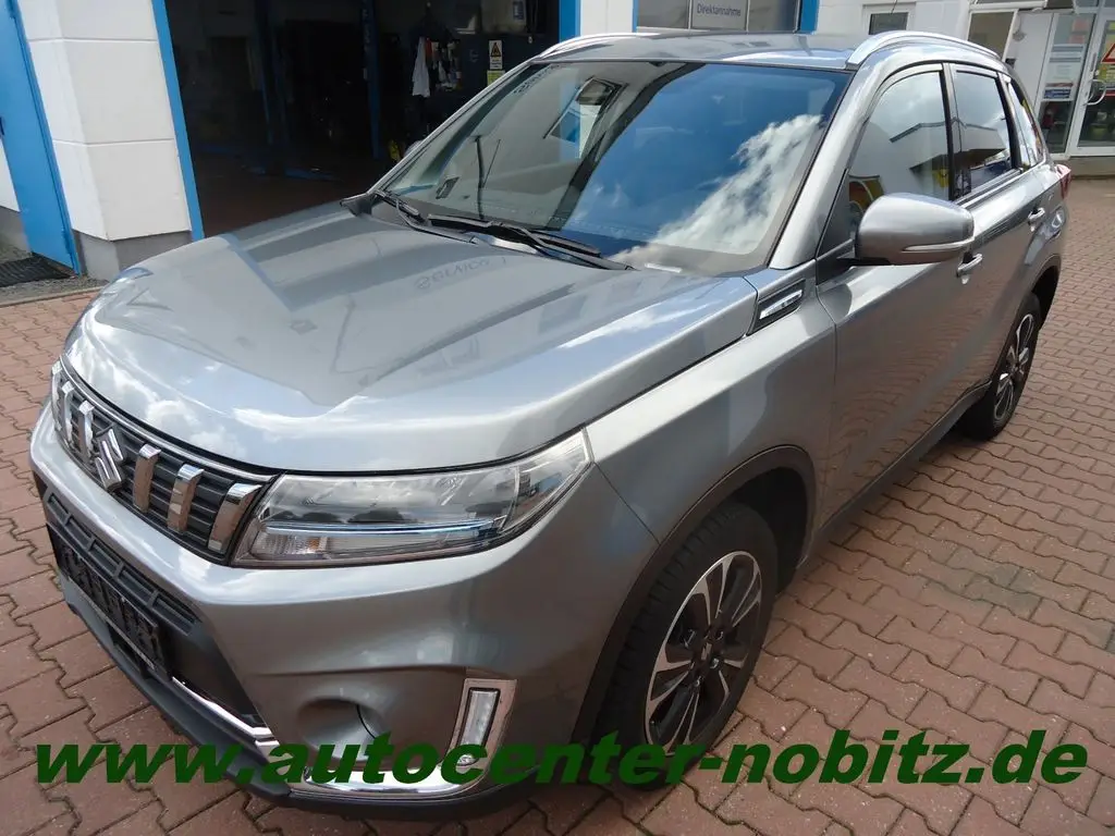 Photo 1 : Suzuki Vitara 2020 Petrol