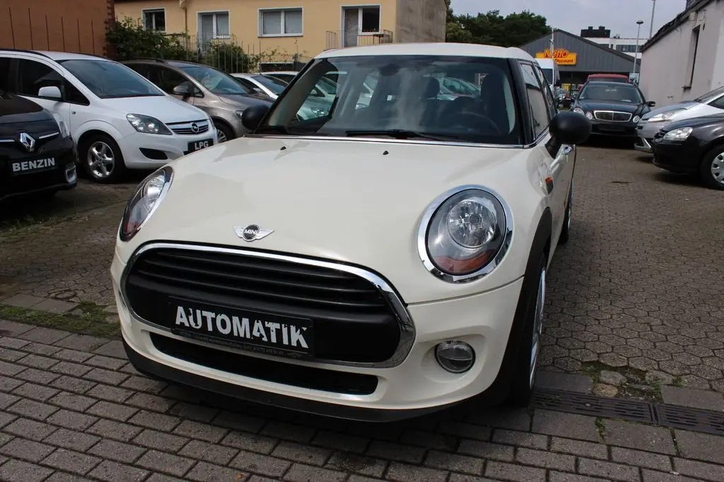 Photo 1 : Mini One 2014 Petrol