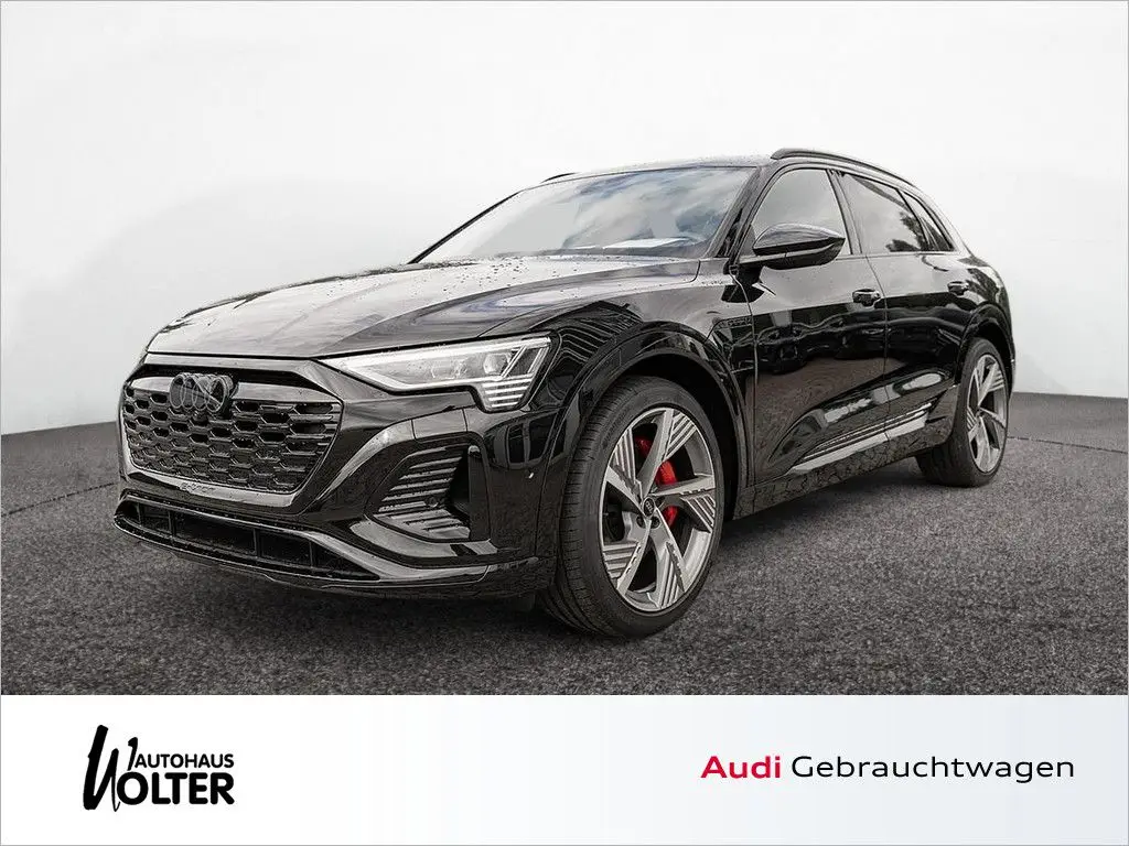 Photo 1 : Audi Q8 2024 Non renseigné