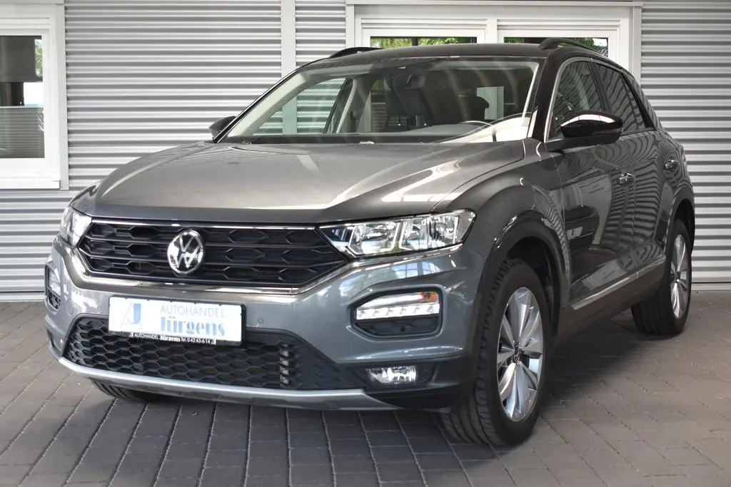 Photo 1 : Volkswagen T-roc 2021 Essence