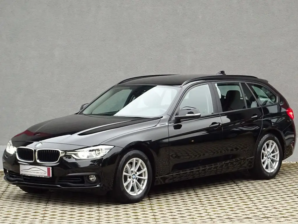 Photo 1 : Bmw Serie 3 2019 Petrol