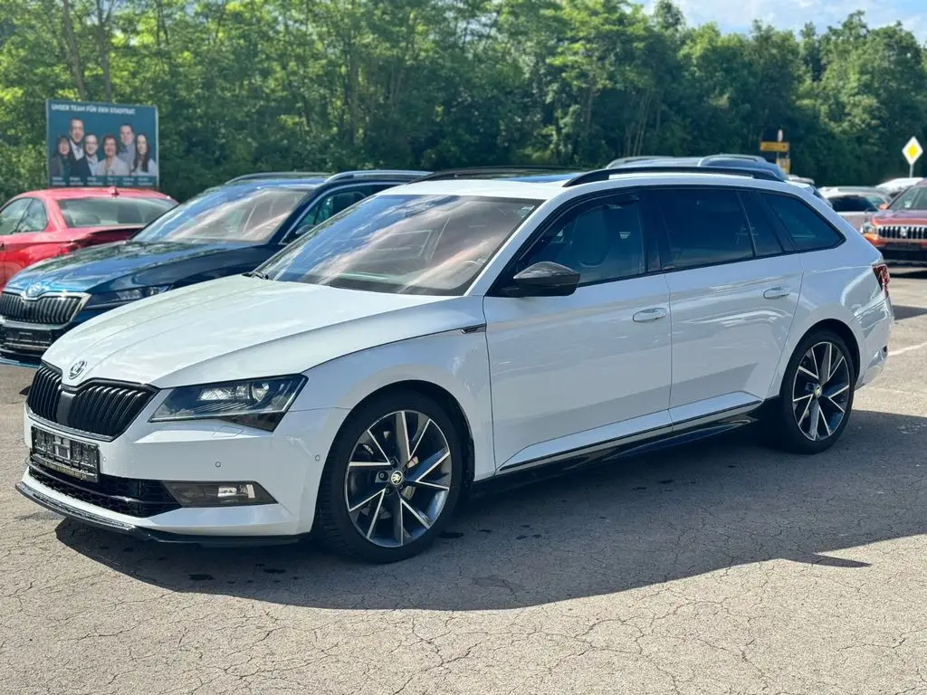 Photo 1 : Skoda Superb 2019 Essence