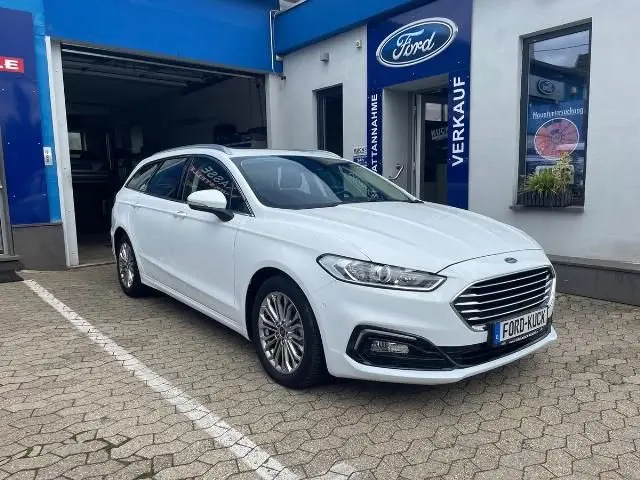 Photo 1 : Ford Mondeo 2021 Essence