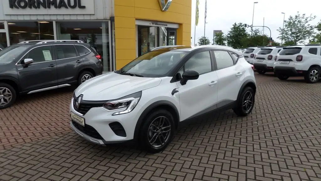 Photo 1 : Renault Captur 2021 Petrol