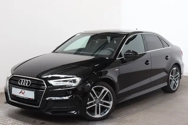 Photo 1 : Audi A3 2020 Essence