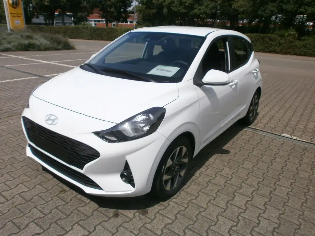 Photo 1 : Hyundai I10 2024 Petrol