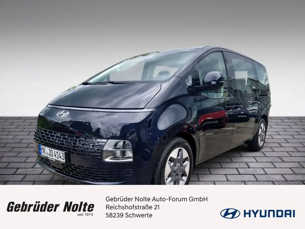 Photo 1 : Hyundai Staria 2024 Diesel