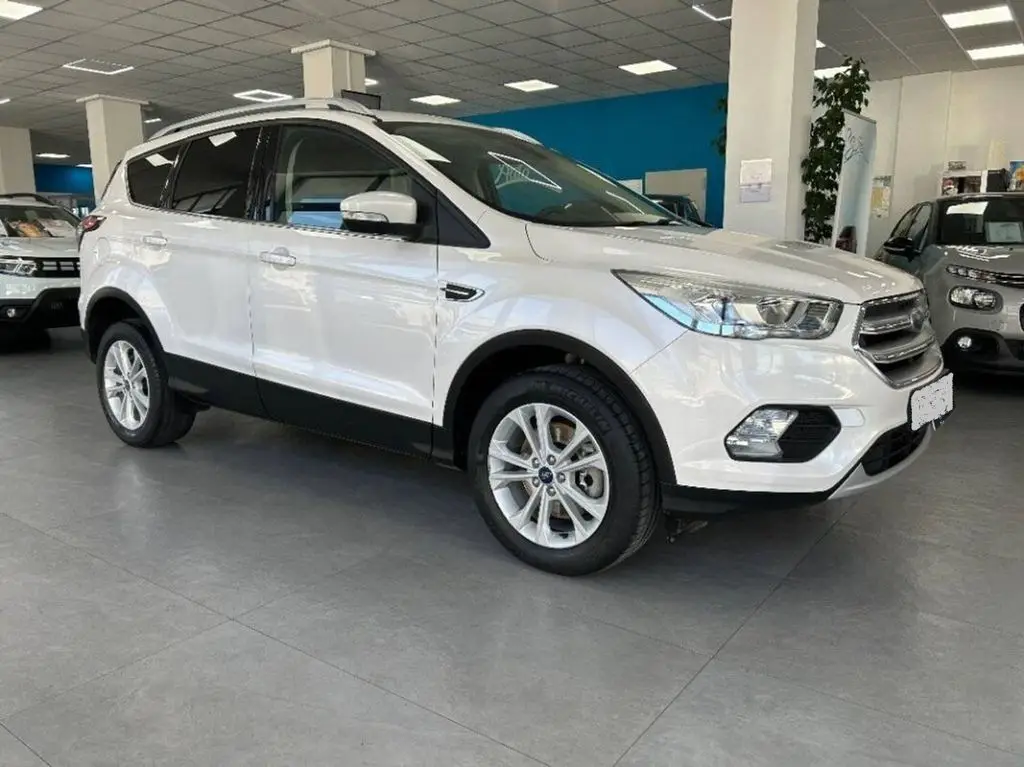 Photo 1 : Ford Kuga 2018 Essence