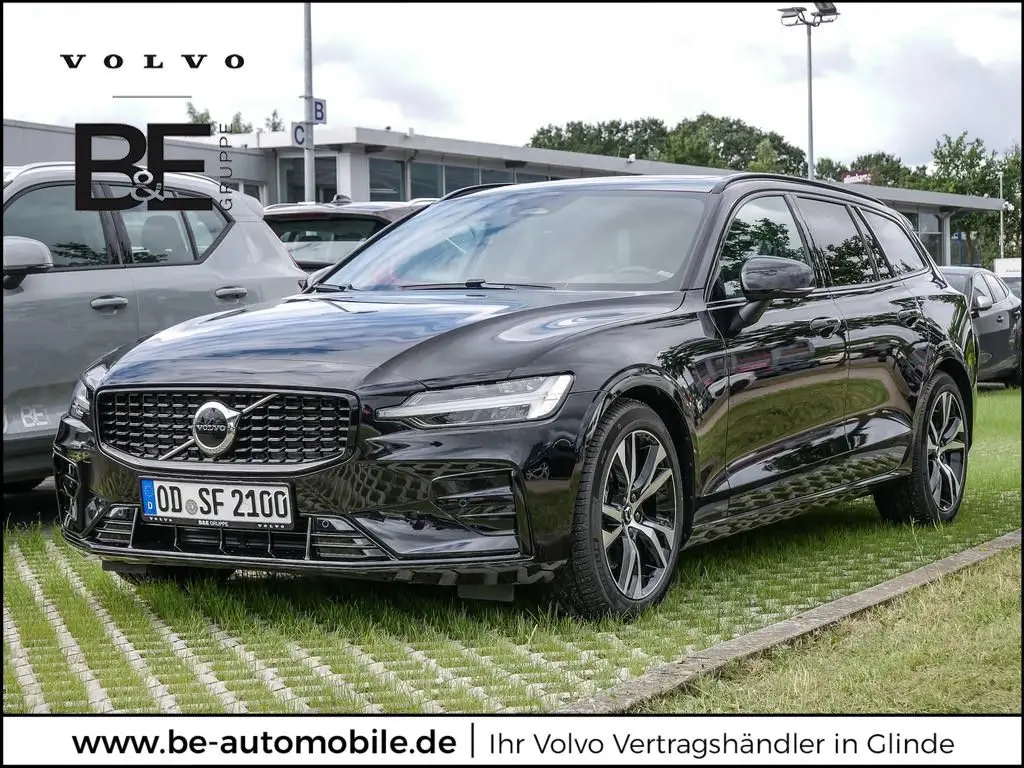 Photo 1 : Volvo V60 2023 Diesel