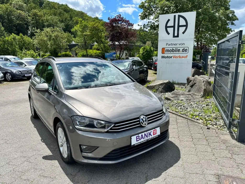 Photo 1 : Volkswagen Golf 2016 Petrol