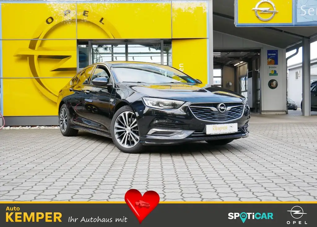 Photo 1 : Opel Insignia 2018 Diesel