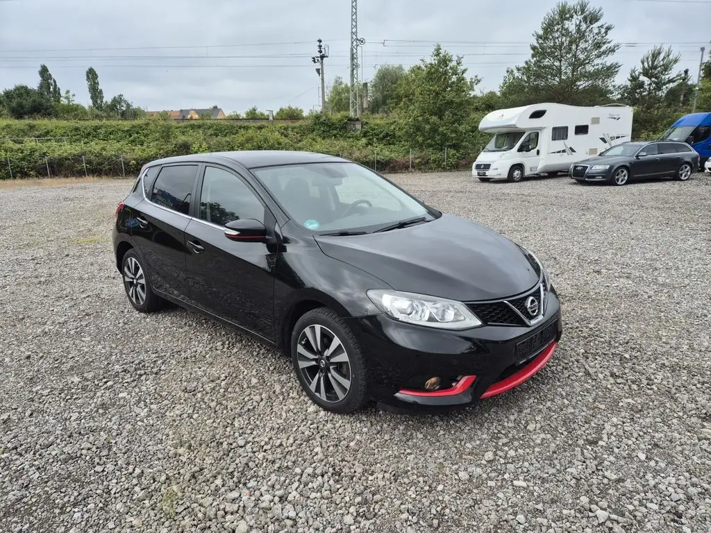 Photo 1 : Nissan Pulsar 2015 Petrol