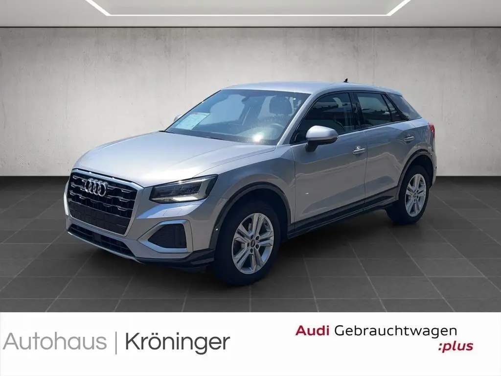 Photo 1 : Audi Q2 2023 Petrol