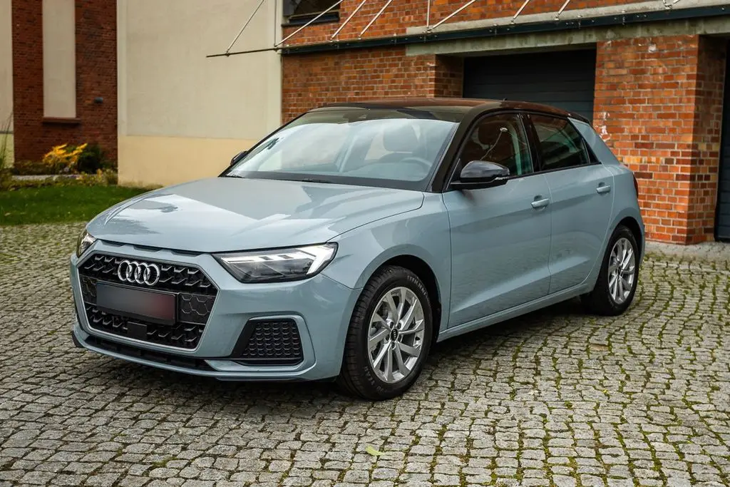 Photo 1 : Audi A1 2023 Petrol