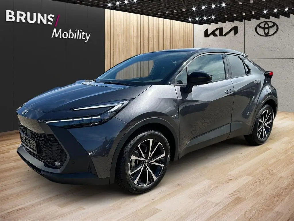 Photo 1 : Toyota C-hr 2024 Hybrid