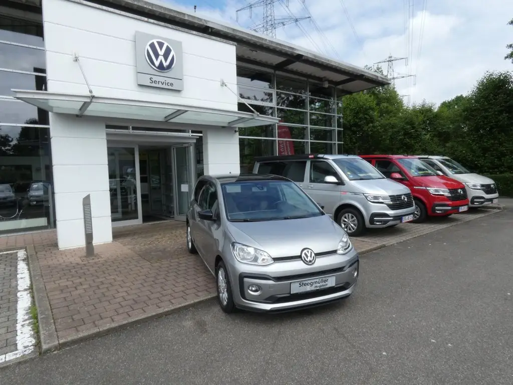 Photo 1 : Volkswagen Up! 2018 Petrol