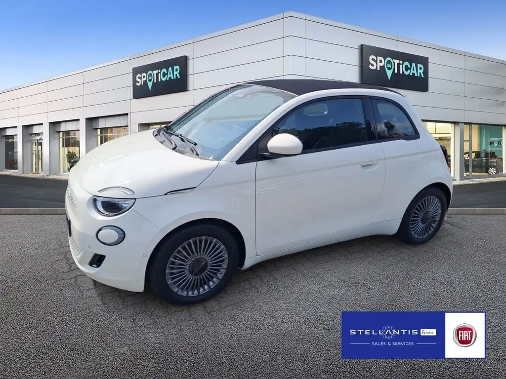 Photo 1 : Fiat 500c 2024 Non renseigné