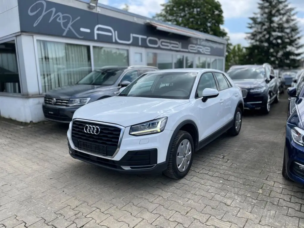 Photo 1 : Audi Q2 2020 Petrol