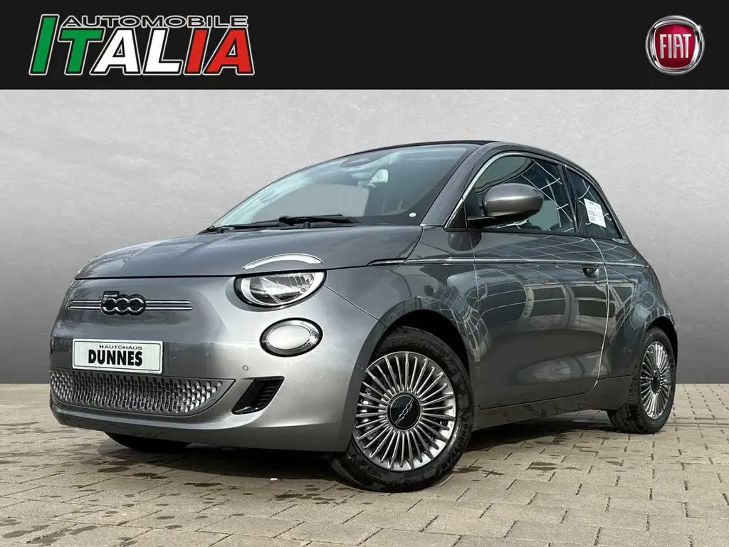 Photo 1 : Fiat 500 2023 Not specified