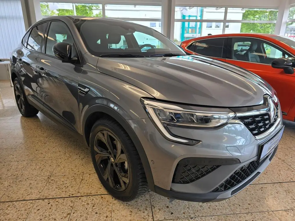 Photo 1 : Renault Arkana 2023 Petrol