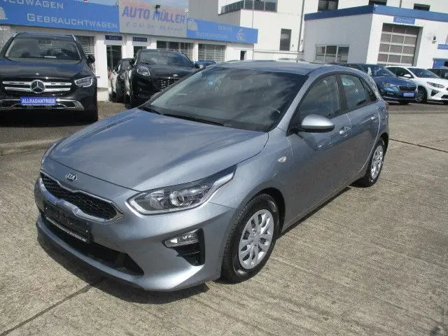 Photo 1 : Kia Ceed 2021 Petrol