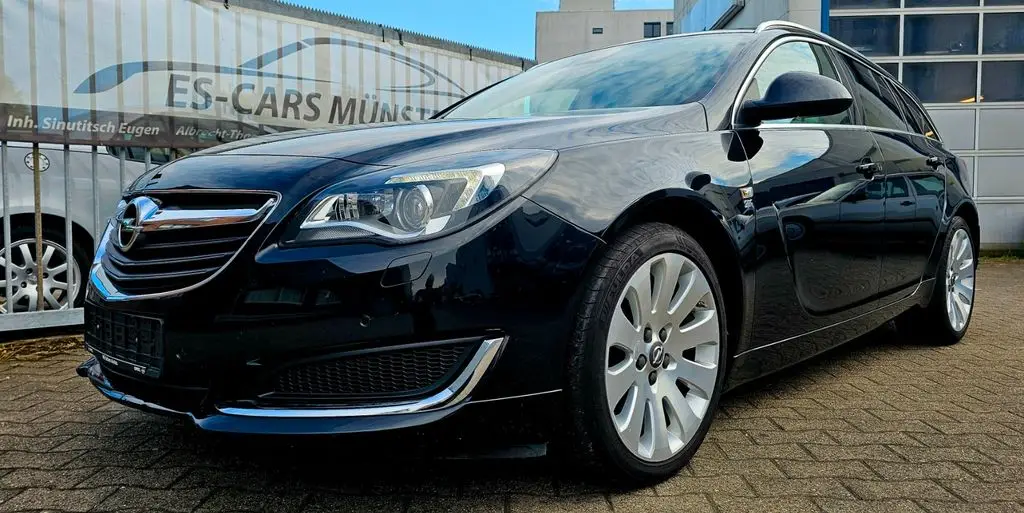 Photo 1 : Opel Insignia 2015 Diesel