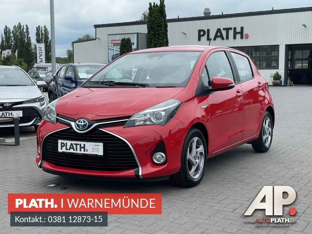 Photo 1 : Toyota Yaris 2016 Hybrid