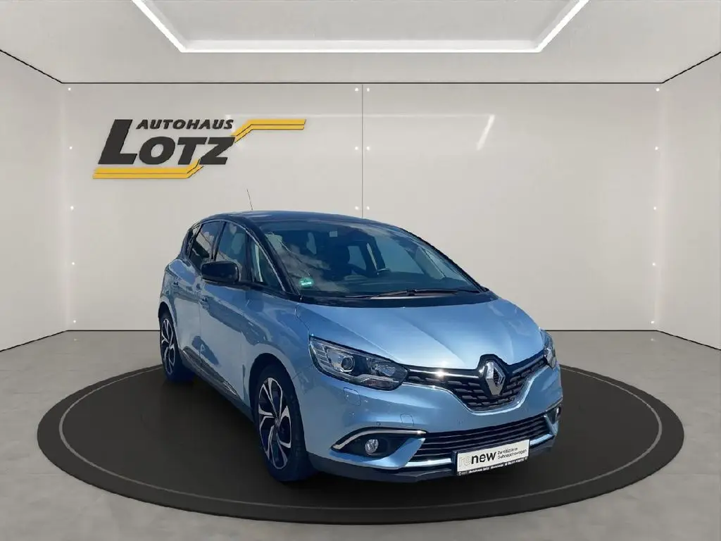 Photo 1 : Renault Scenic 2018 Essence