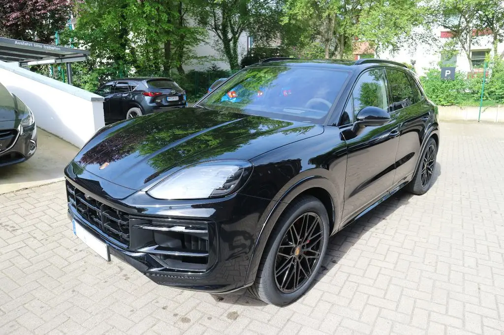 Photo 1 : Porsche Cayenne 2024 Petrol