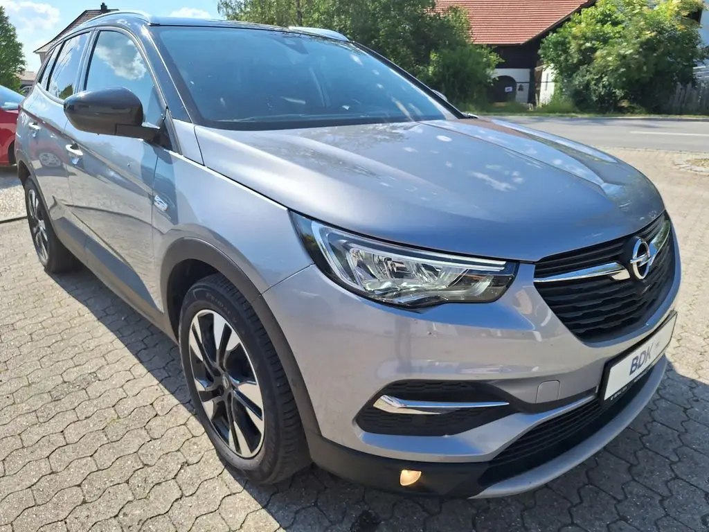 Photo 1 : Opel Grandland 2021 Petrol