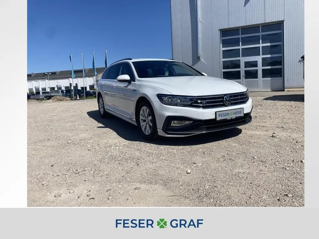 Photo 1 : Volkswagen Passat 2023 Diesel