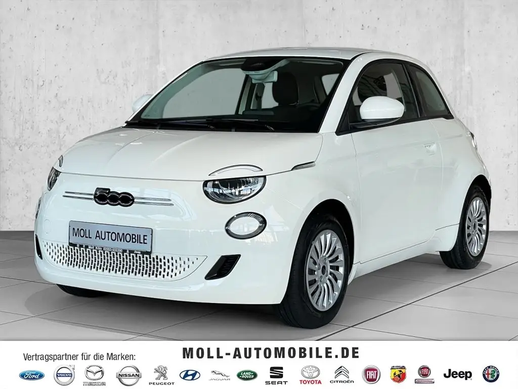 Photo 1 : Fiat 500 2023 Not specified