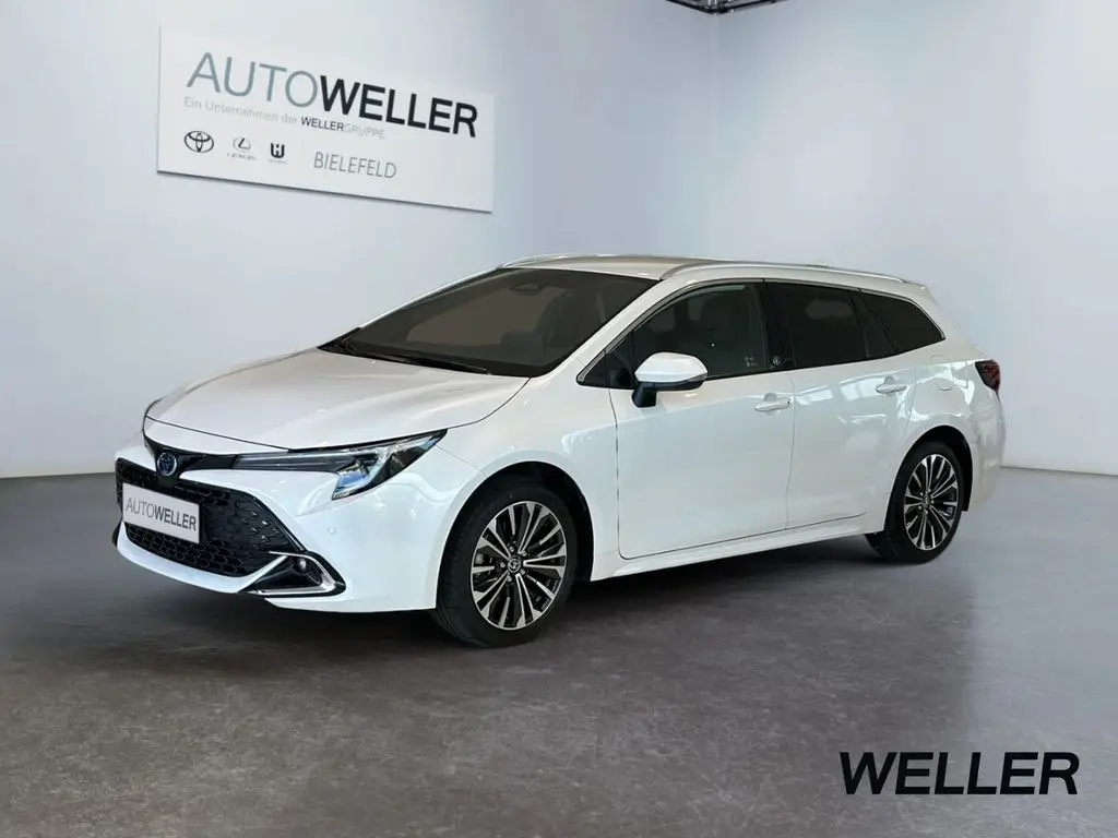 Photo 1 : Toyota Corolla 2024 Hybrid