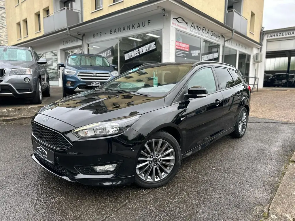 Photo 1 : Ford Focus 2018 Essence