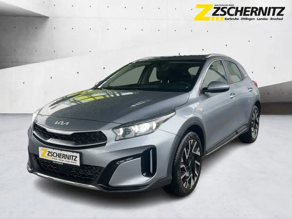 Photo 1 : Kia Xceed 2024 Petrol