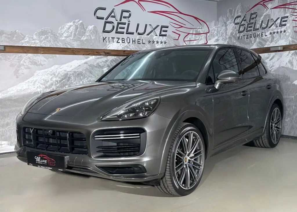 Photo 1 : Porsche Cayenne 2019 Petrol