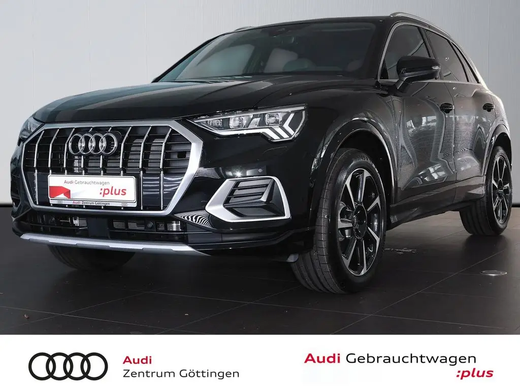 Photo 1 : Audi Q3 2024 Essence