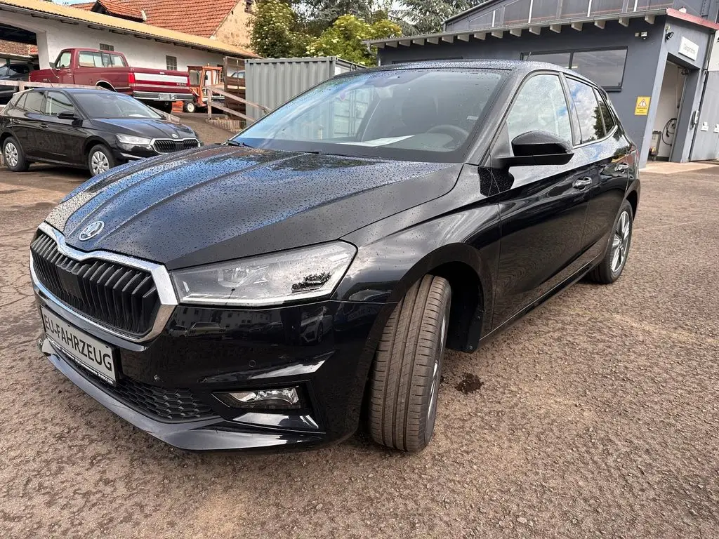 Photo 1 : Skoda Fabia 2024 Petrol