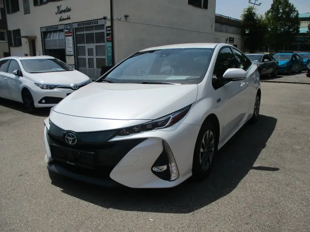 Photo 1 : Toyota Prius 2018 Hybride