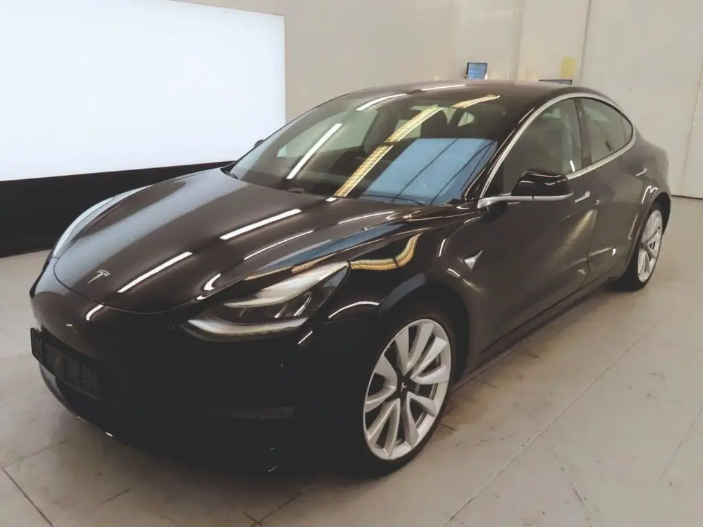 Photo 1 : Tesla Model 3 2019 Non renseigné