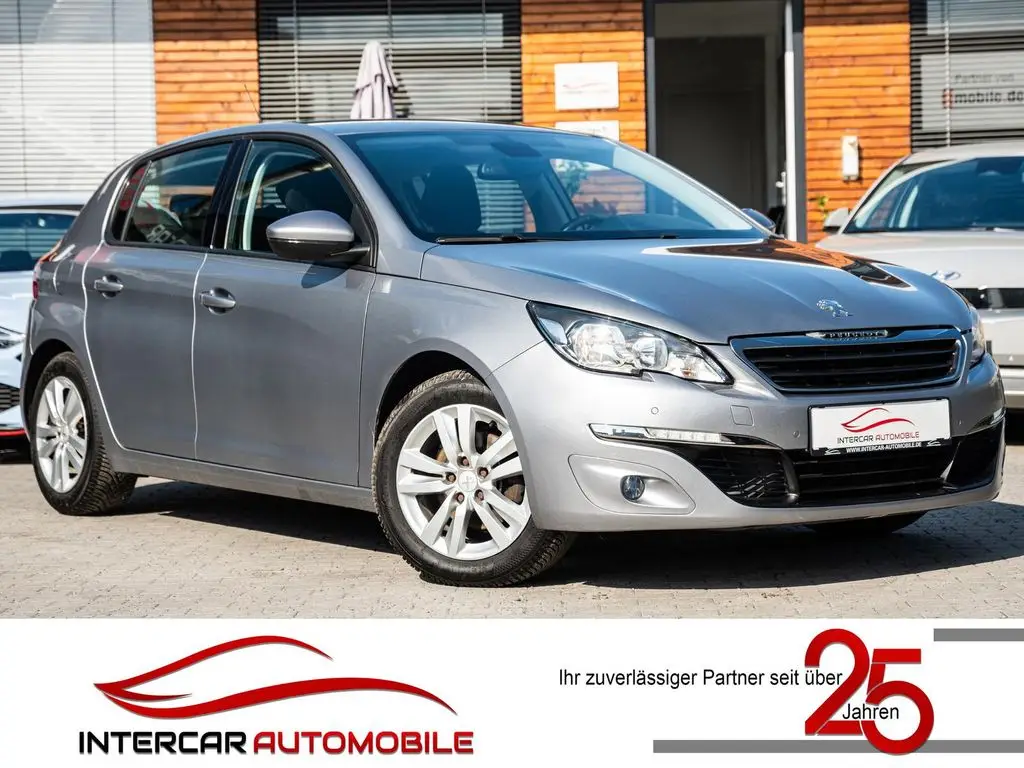 Photo 1 : Peugeot 308 2014 Petrol