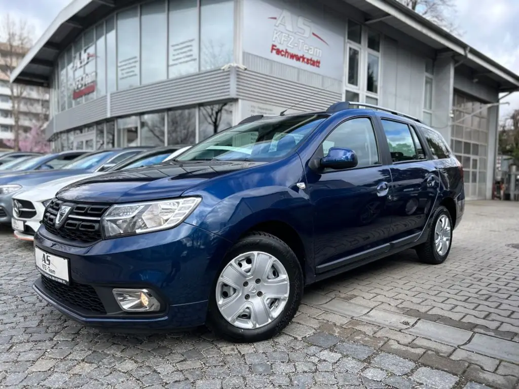 Photo 1 : Dacia Logan 2017 Essence