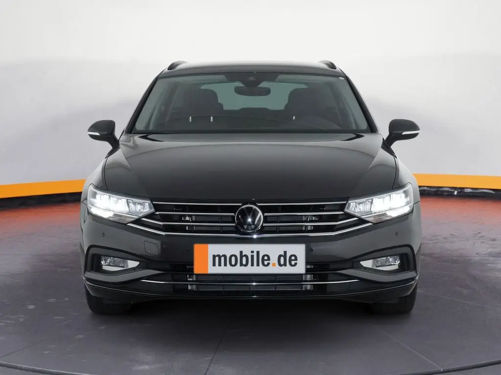 Photo 1 : Volkswagen Passat 2023 Diesel